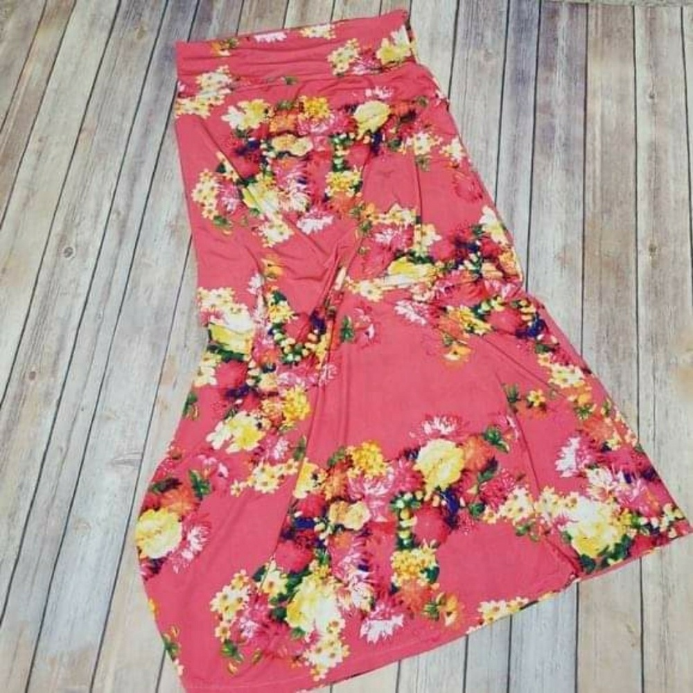 Agnes and Dora maxi skirt